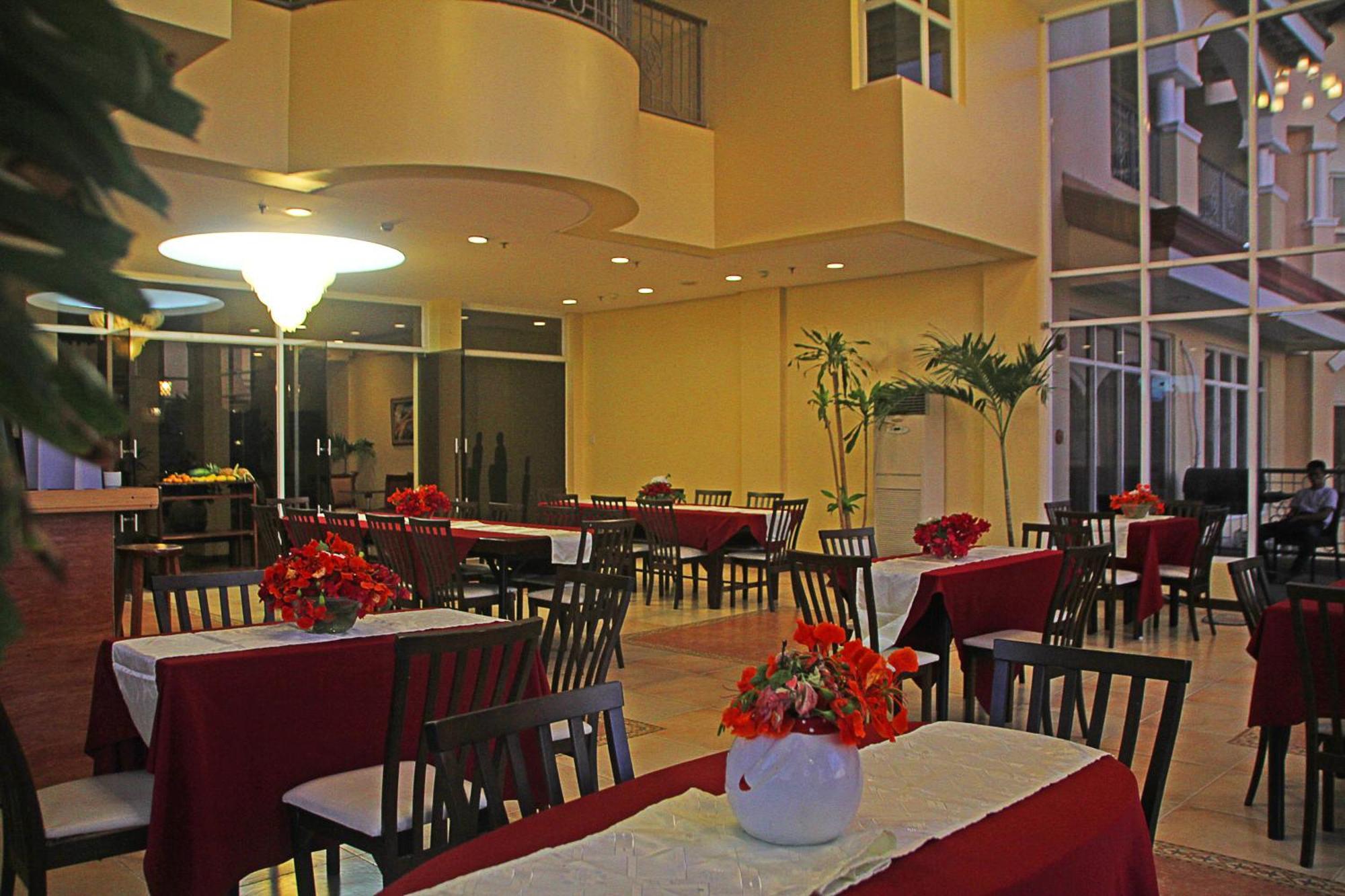Hotel Palacio Puerto Princesa Ngoại thất bức ảnh